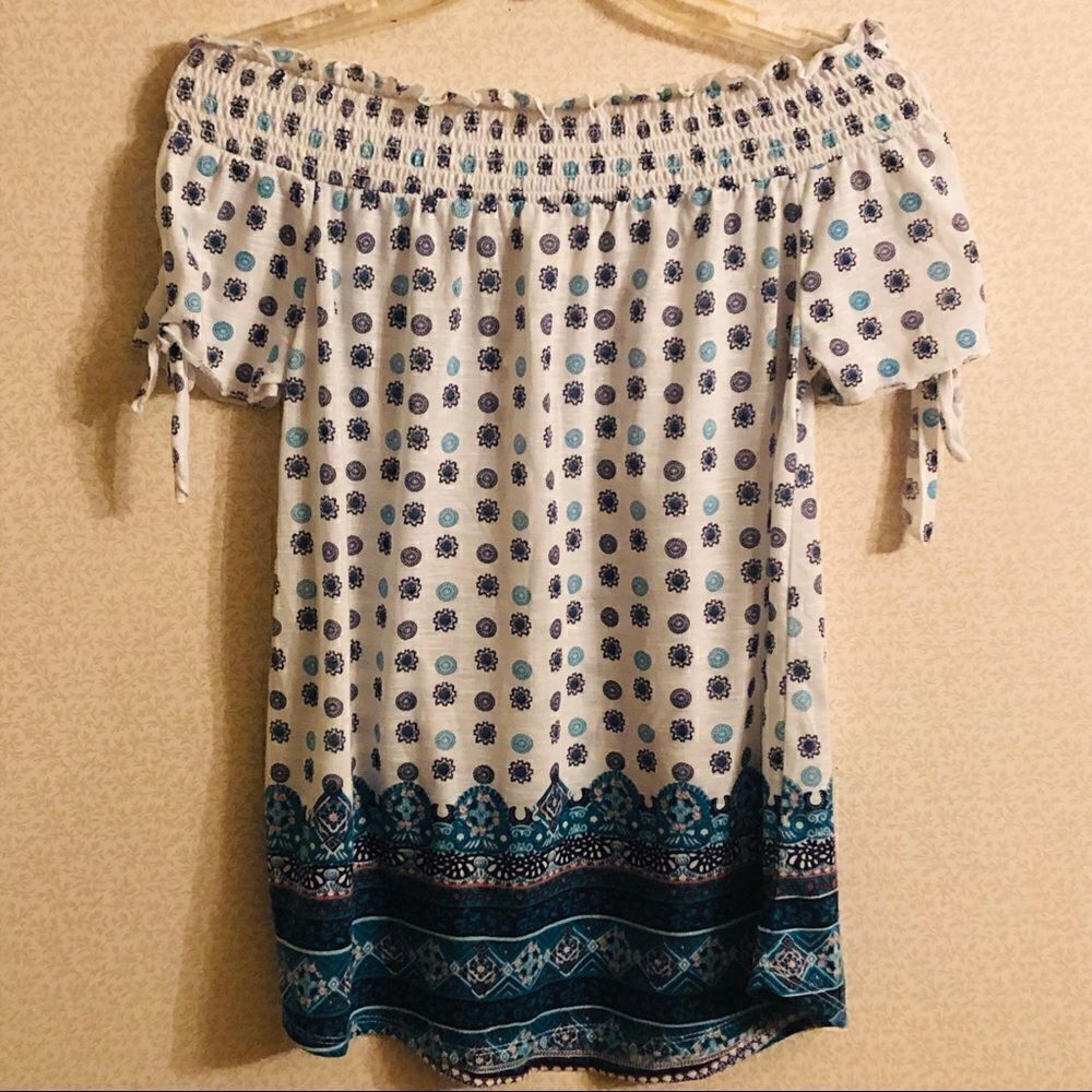Bobbie Brooks top. 